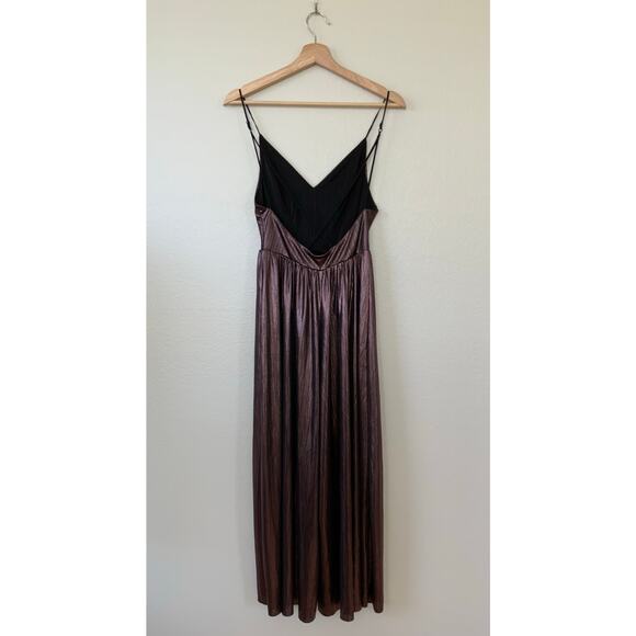 Urban Outfitters Wide-Leg Metallic Jumpsuit | Burgundy | Small - Picture 3 of 6
